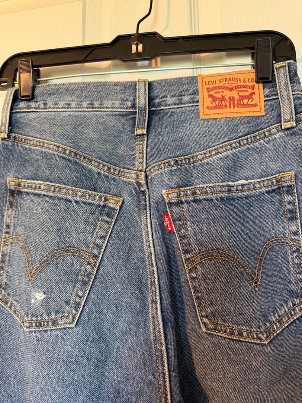 Levi’s Ribcage Straight Ankle